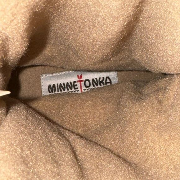 Minnetonka Women’s Beige Suede Faux Fur Boot Size 8 M EU 38.5 Pre-Owned - Picture 7 of 11